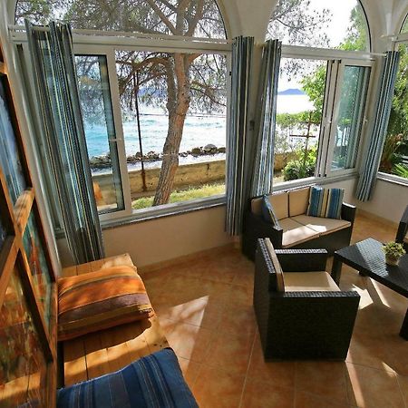 Seafront Beach Apartment - Directly At The Beach Zára Kültér fotó