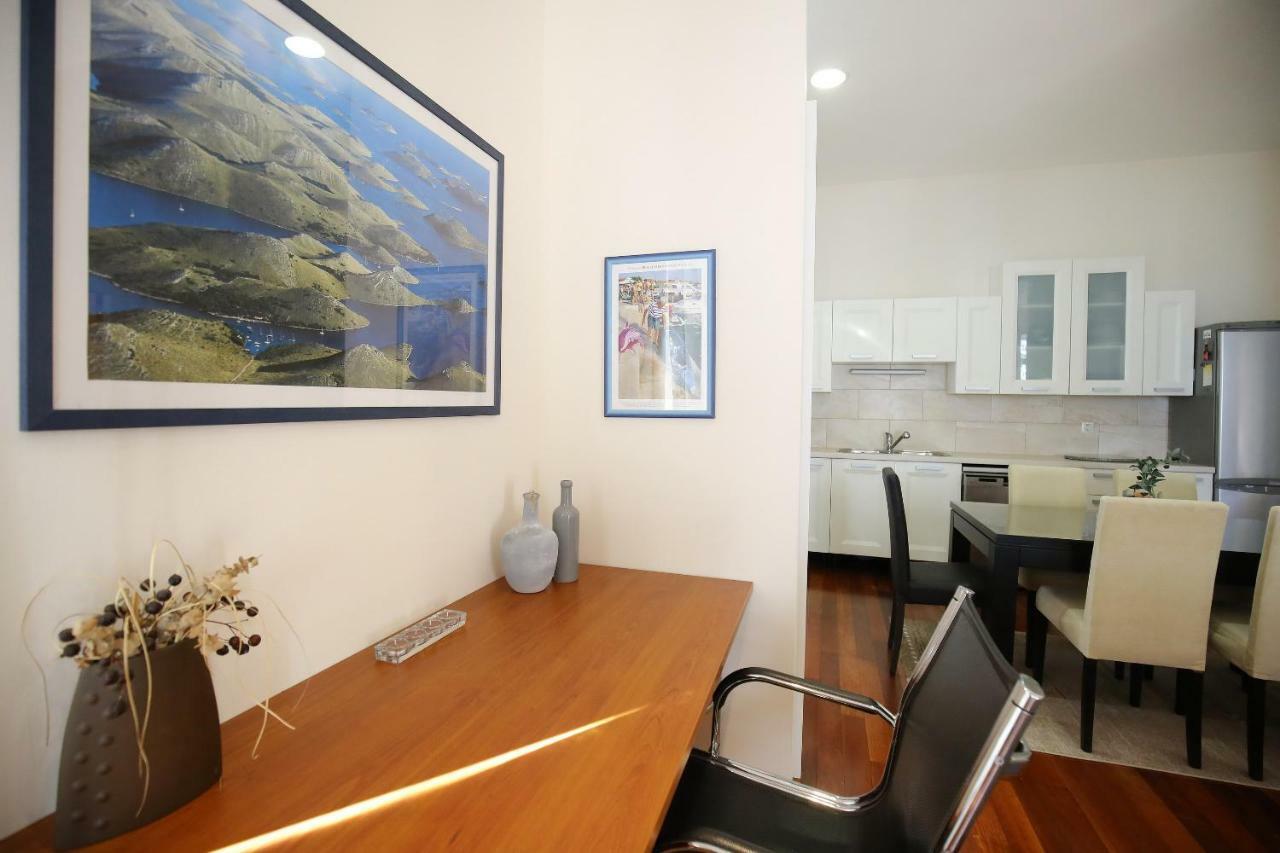 Seafront Beach Apartment - Directly At The Beach Zára Kültér fotó
