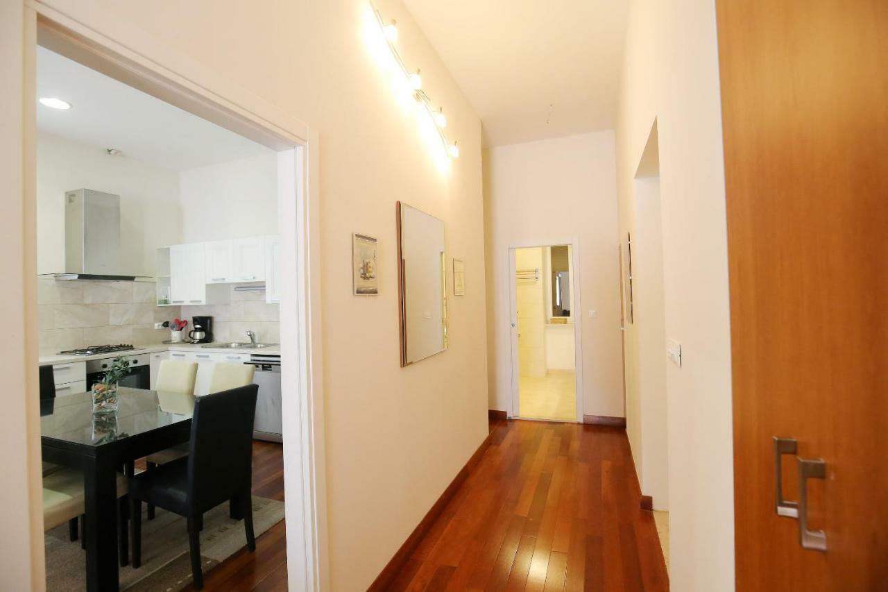 Seafront Beach Apartment - Directly At The Beach Zára Kültér fotó
