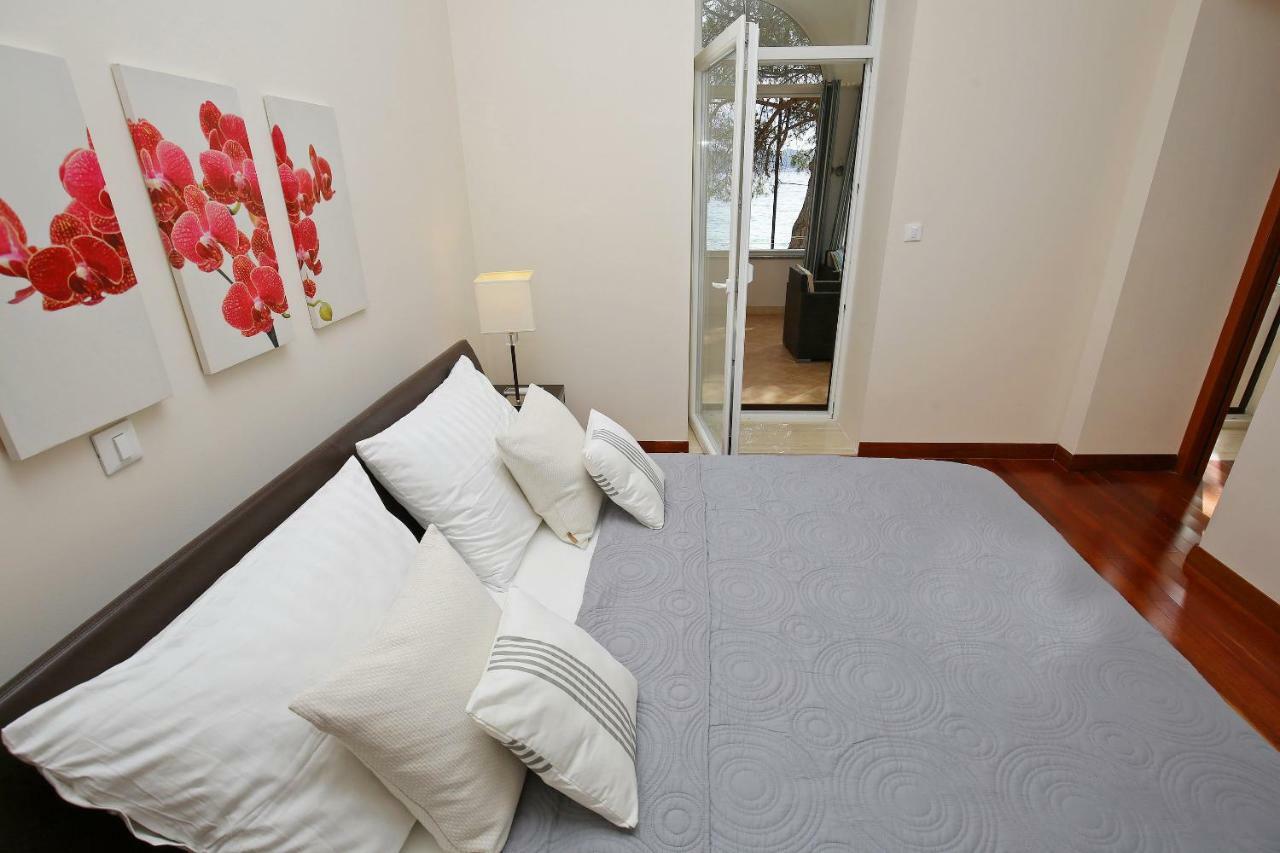 Seafront Beach Apartment - Directly At The Beach Zára Kültér fotó