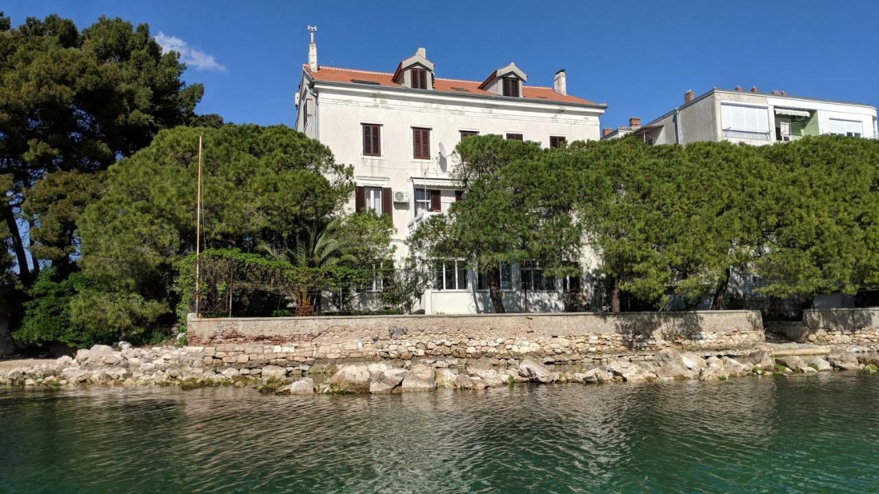 Seafront Beach Apartment - Directly At The Beach Zára Kültér fotó